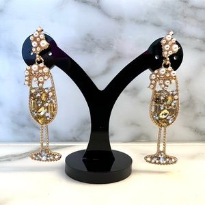 Let’s toast earrings